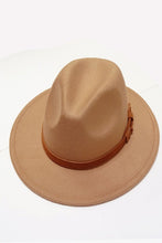 Load image into Gallery viewer, Classic Cut Fedora Hard Shell Hat
