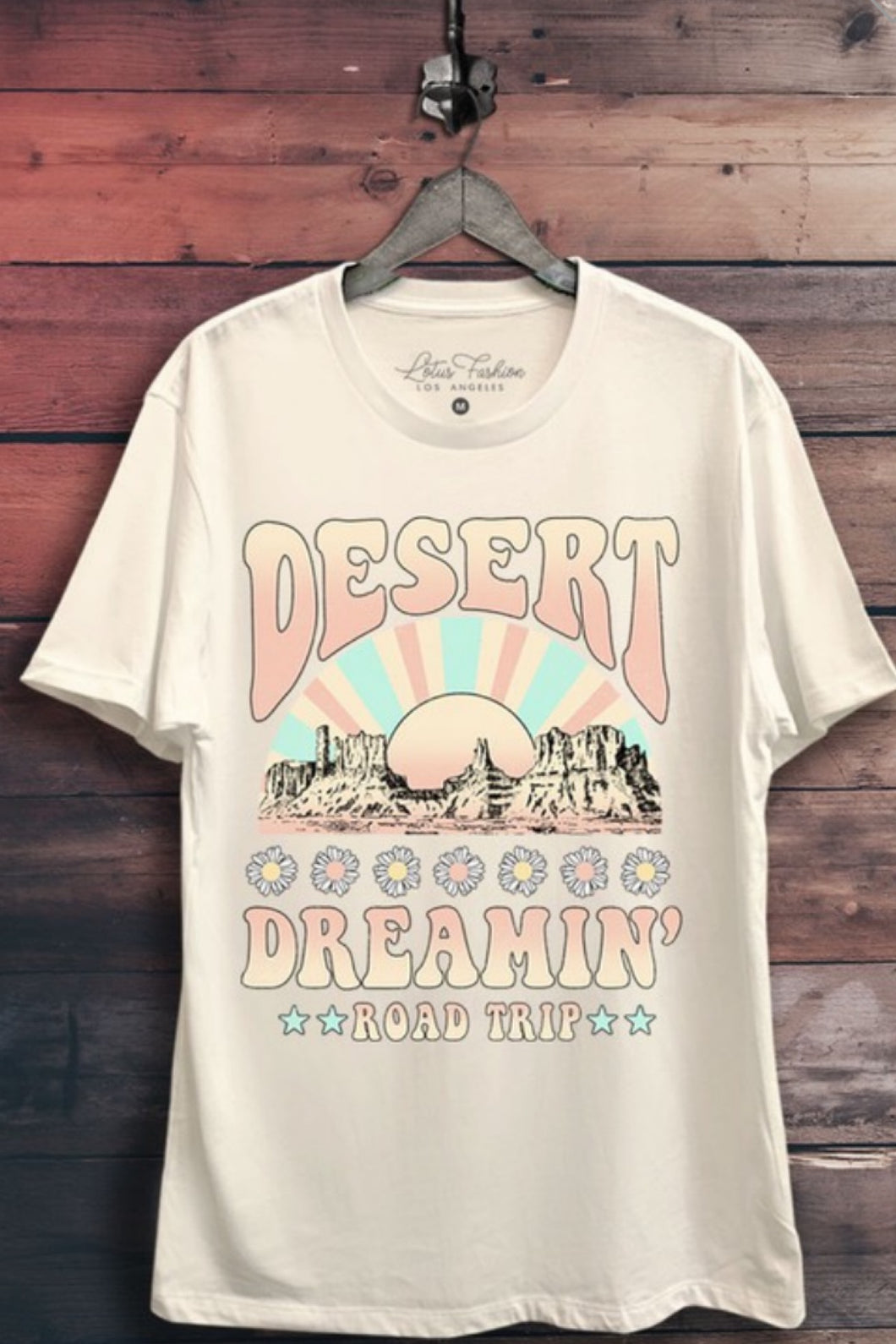Desert Dreamin’ Daisy Boyfriend Tee
