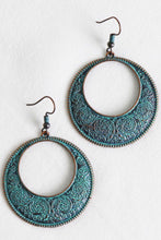 Load image into Gallery viewer, Patina 60’s Flowering Ivy Disc Earring
