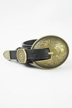 Load image into Gallery viewer, Everly Oval Etched Detail Belt
